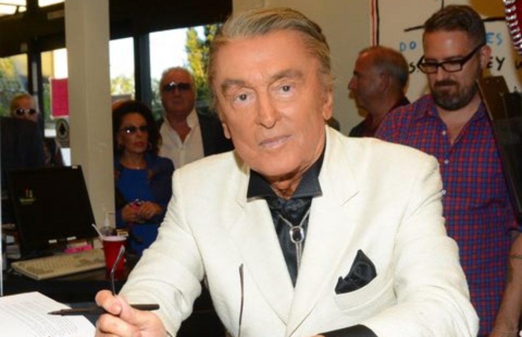 Robert Evans Biography, Wiki, Age, Spouse, Children, Cause of Death ...